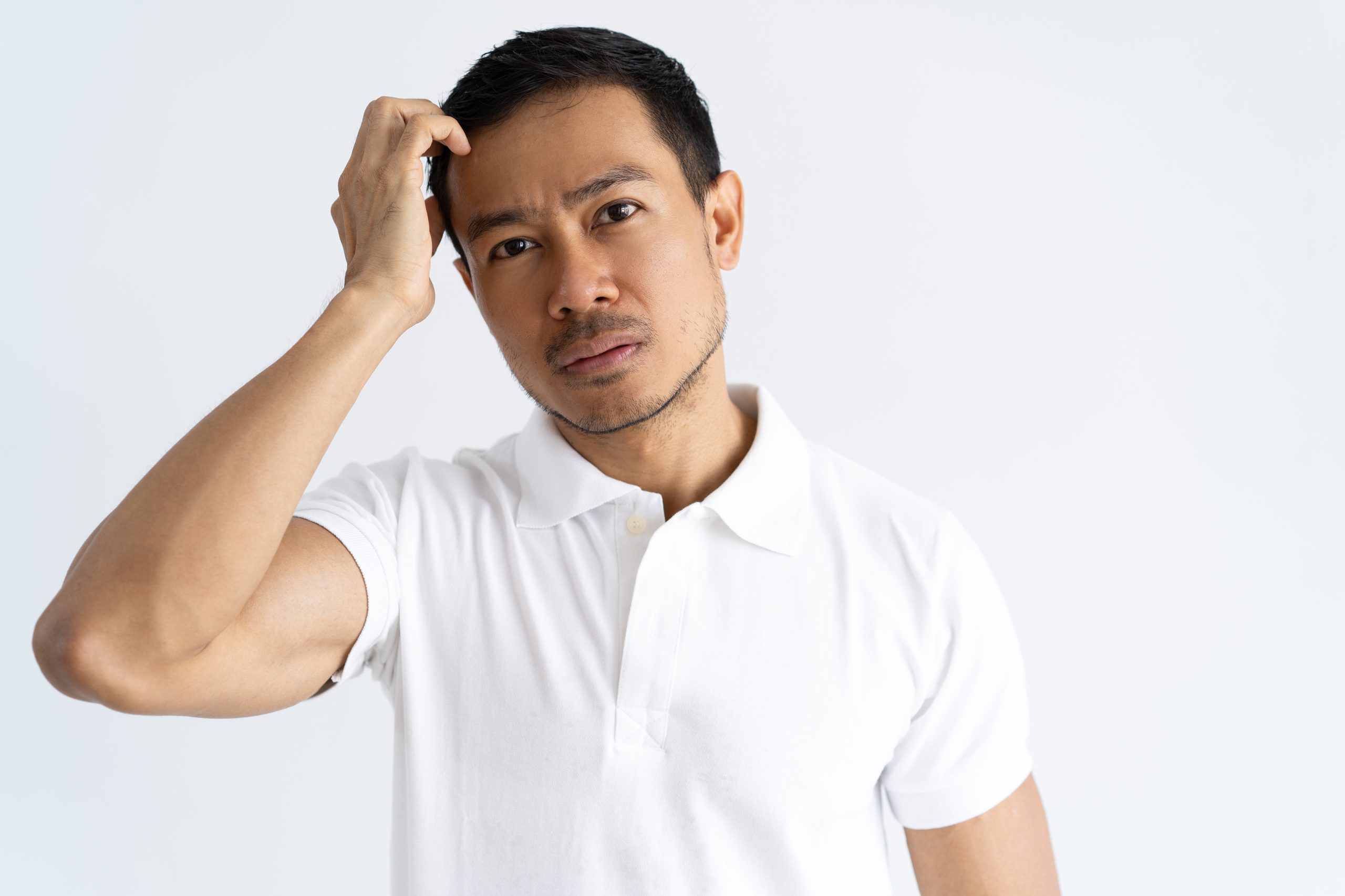 因M字禿而選擇理平頭的男性