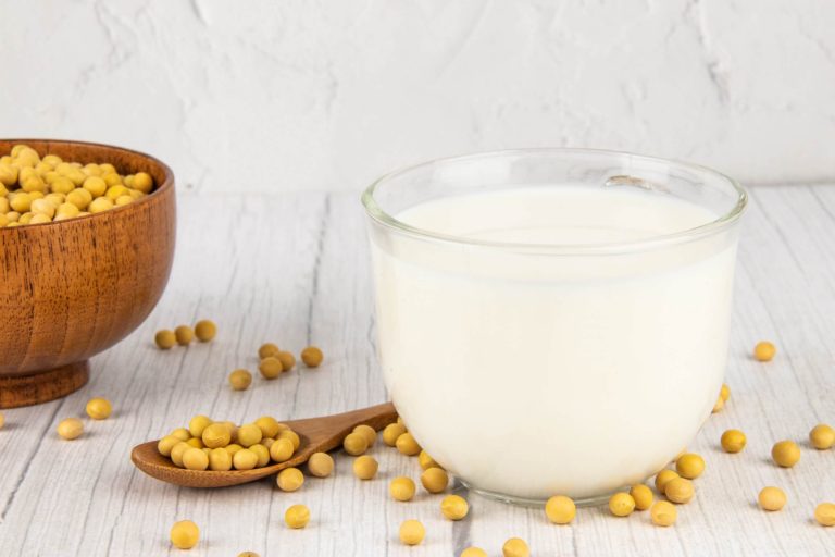 女性雄性禿 飲食調整(補充雌激素)